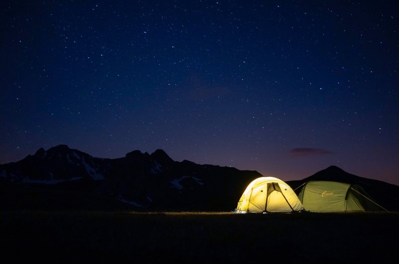 Bivouac sous les étoiles dans le Beaufortain.