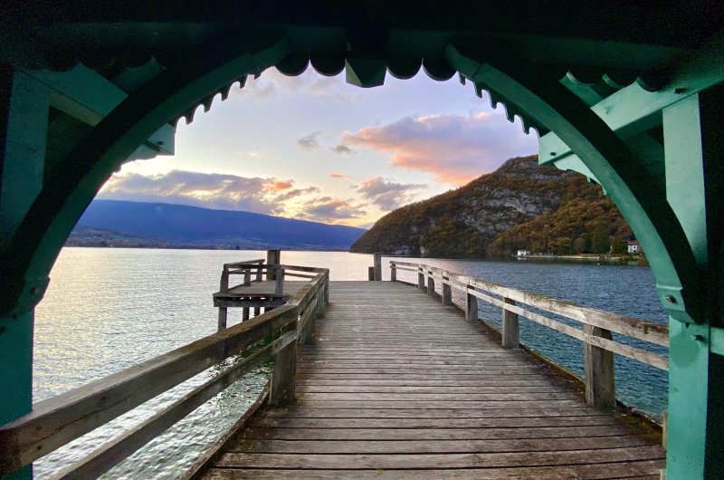 Embarcadère de Talloires sur le lac d'Annecy.